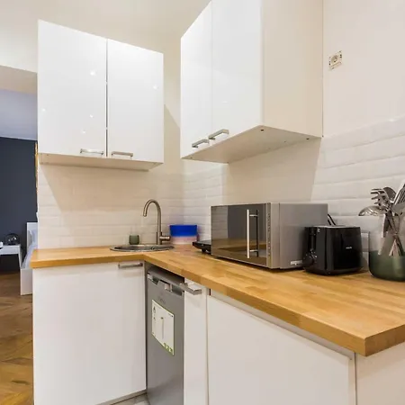 Apartament Cosy -2p- Place De Clichy-gare Saint Lazarre *