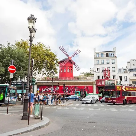 Cosy -2p- Place De Clichy-gare Saint Lazarre *
