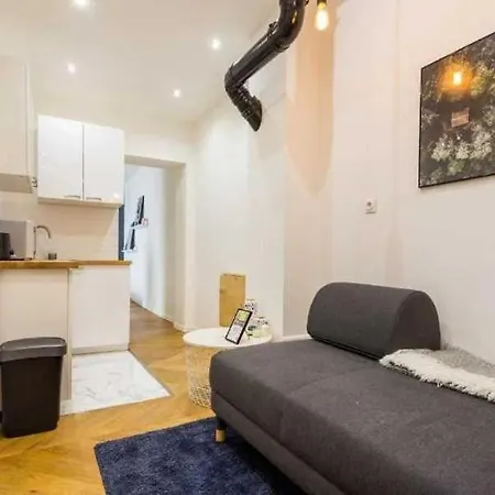 Cosy -2p- Place De Clichy-gare Saint Lazarre Apartment Paris